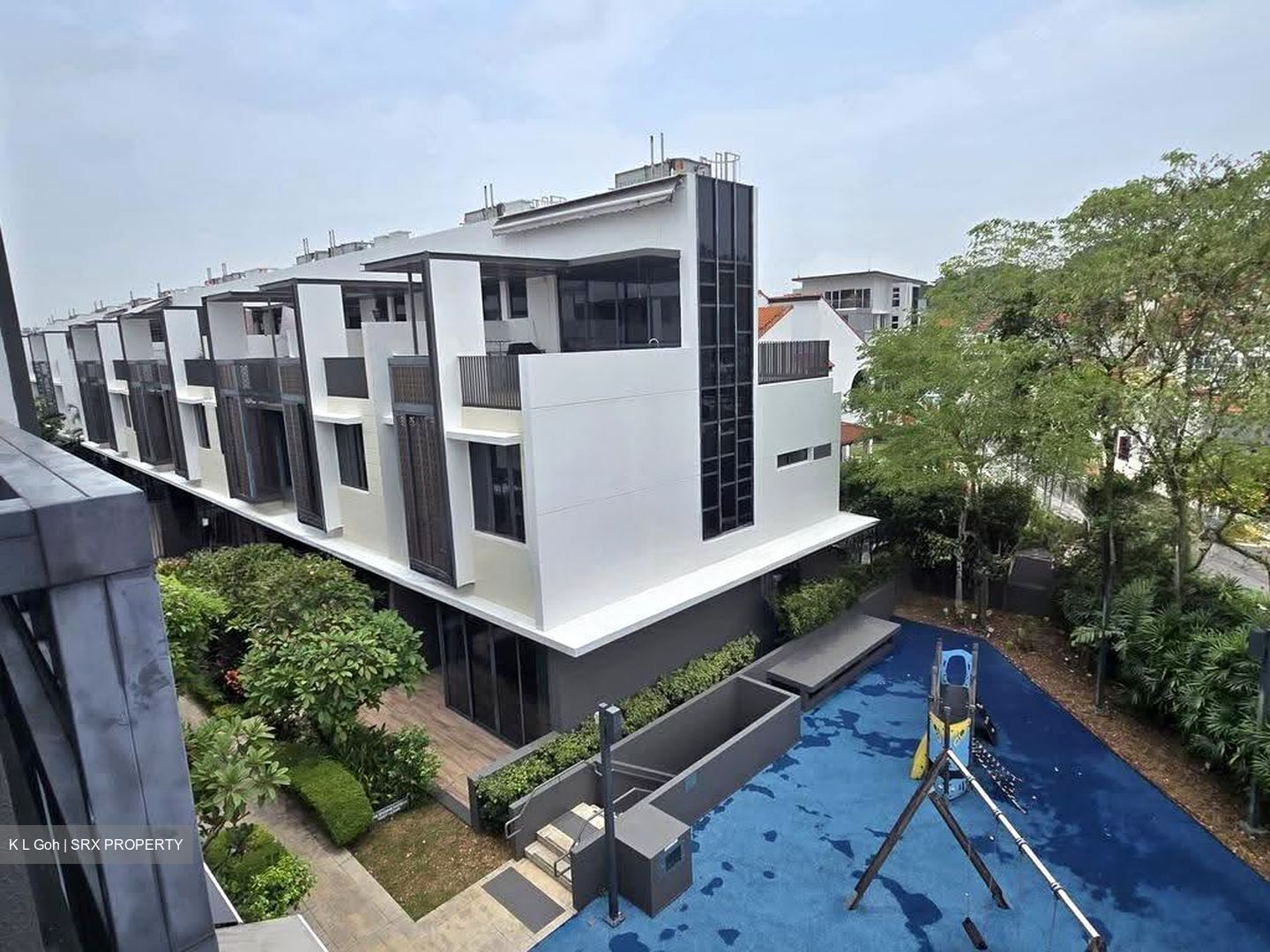 Alana (D28), Terrace #617030661